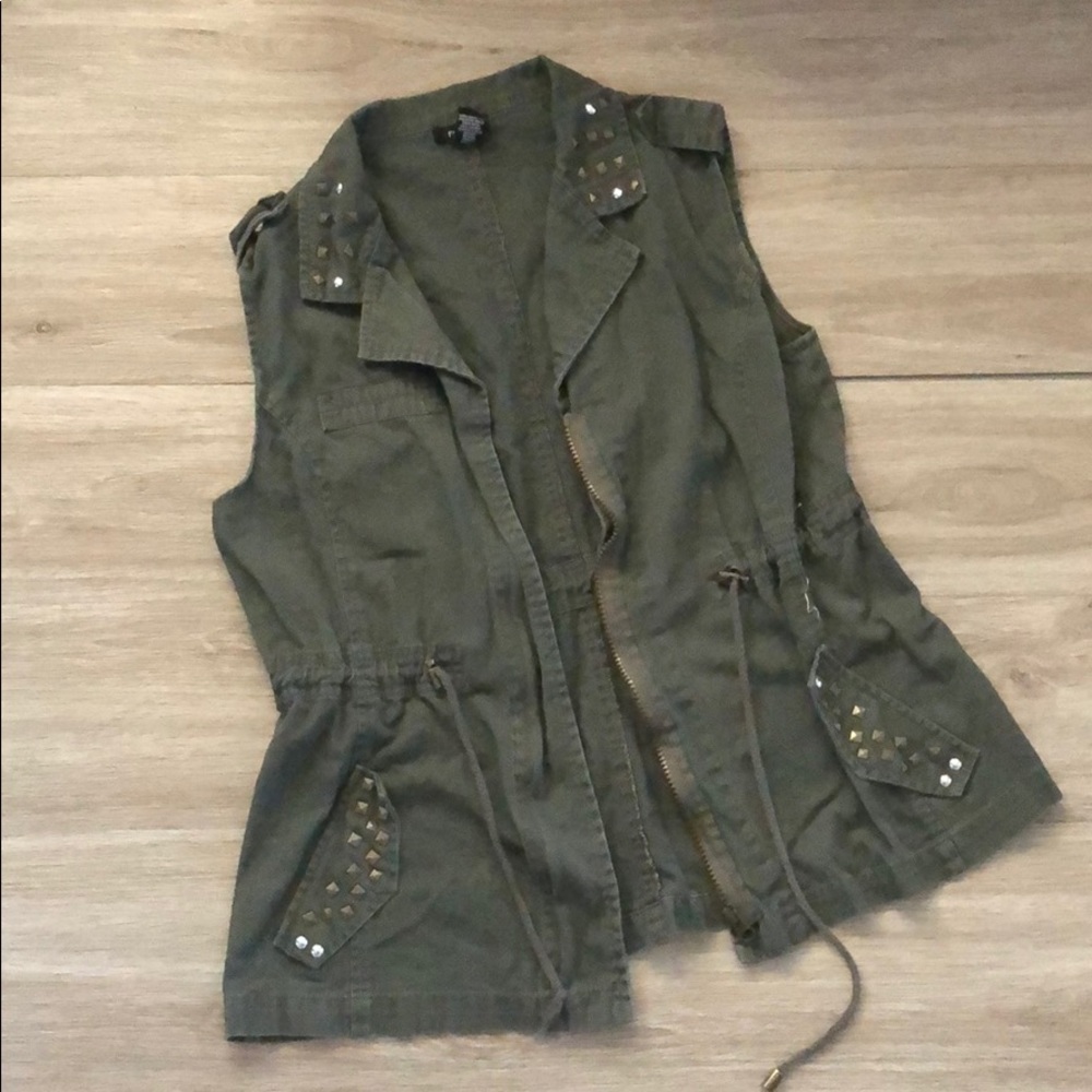 Army green vest